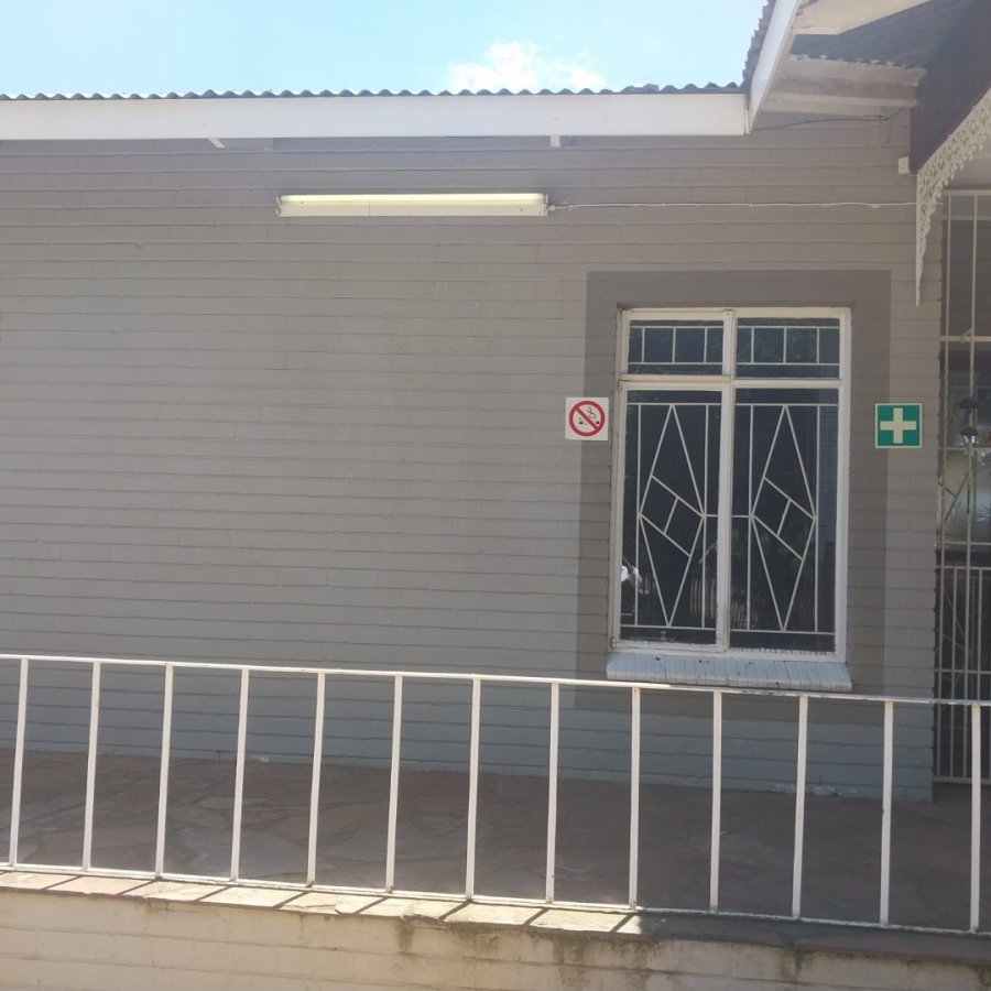 3 Bedroom Property for Sale in Kroonheuwel Free State